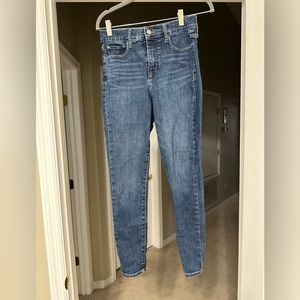 GAP favorite jegging high rise jeans size 4